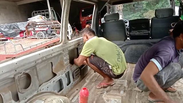 HYUNDAI  GRACE   VAN  TO  DRAP SIDE  PART  1