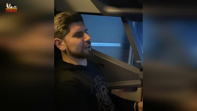 Актеры дубяжа за штурвалом самолета - #Неоткажусь полететь на юга смотреть онлайн