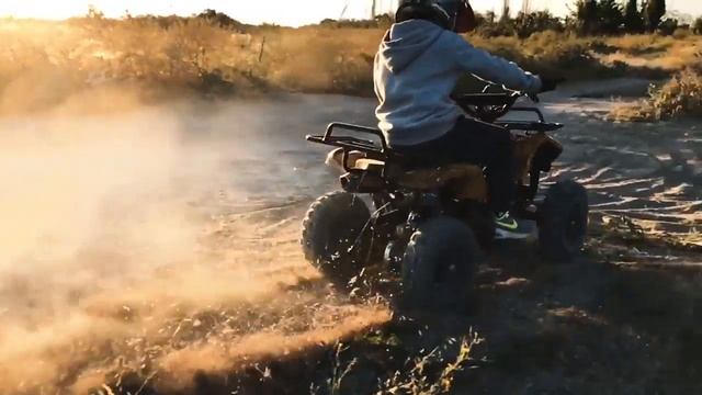 Видео детский бензиновый квадроцикл - мечта каждого мальчишки! смотреть онлайн