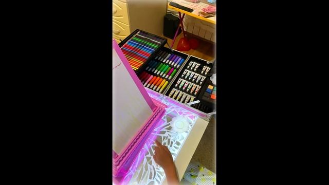 Май литл пони набор чемодан для рисования распаковка My little pony Board for drawing unpacking смотреть онлайн