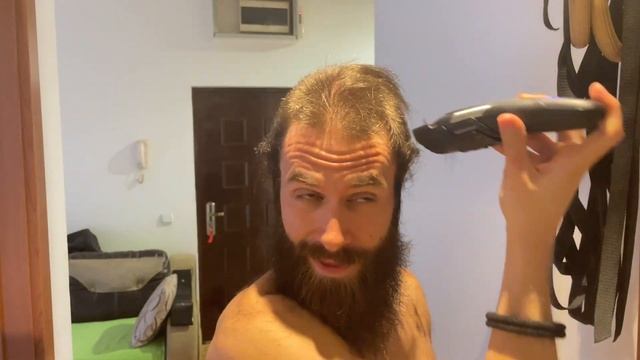 Long Hair To Buzz Cut (Self Cut) смотреть онлайн