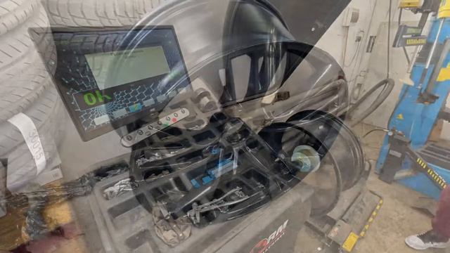 Обзор 21 дисков для BMW X5/X6 (F15/F16). 599 стиль. Продаются без резины, но отдельно у нас она ест смотреть онлайн