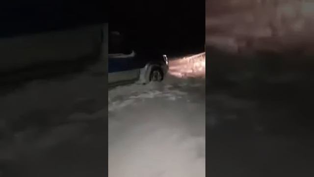 Зимняя рыбалка в Уральске смотреть онлайн