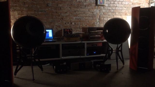 Round Audio + Astra Audio смотреть онлайн