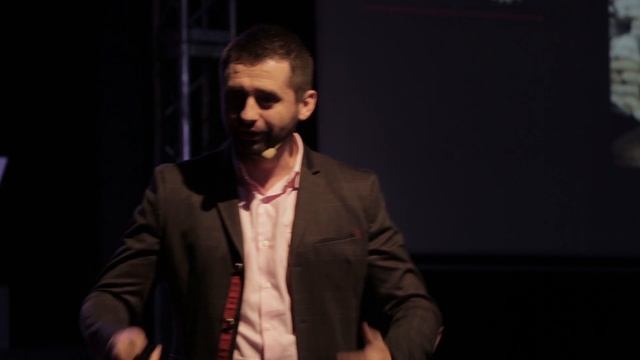 Квест громадянського активізму | Давид Арахамія | TEDxKyiv смотреть онлайн