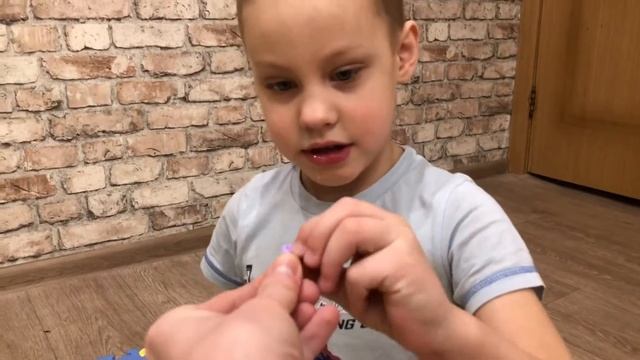 СМЕХ РЕБЕНКА || ИГРАЕМ С ДАНЕЙ ЗВЕЗДОЙ ЮТУБА смотреть онлайн