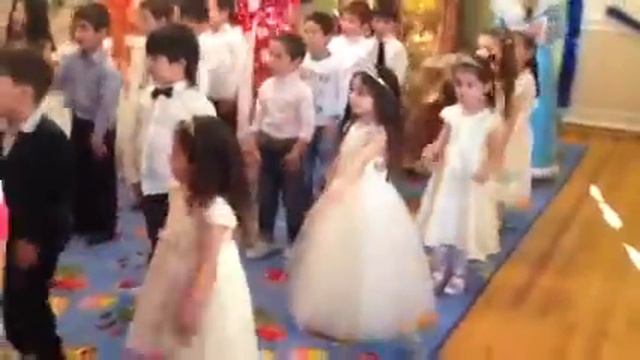 Новый год в дет сад Маидат смотреть онлайн