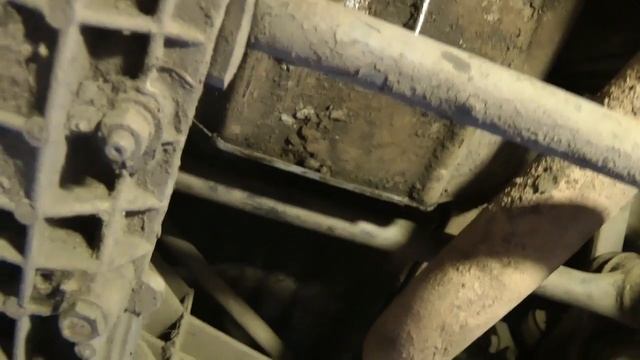 Снятие коробки передач с Шевроле Нива смотреть онлайн