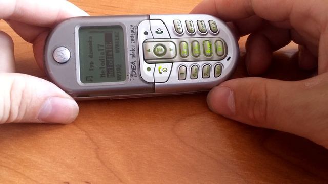Motorola C205 Recenzja , Dzwonki , Gry , Bateria , Demontaż I Omówienie Telefonu Z 2003 Roku