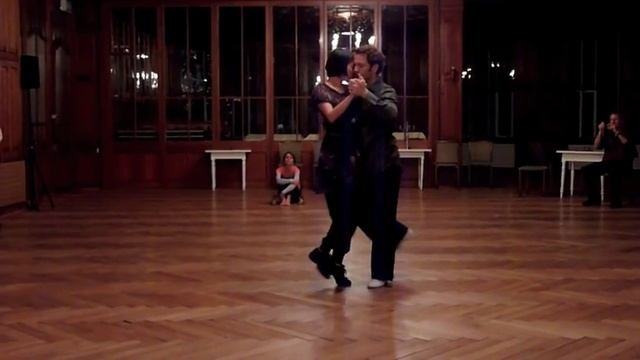 Gancho with Turn around Follower | michelle + joachim смотреть онлайн