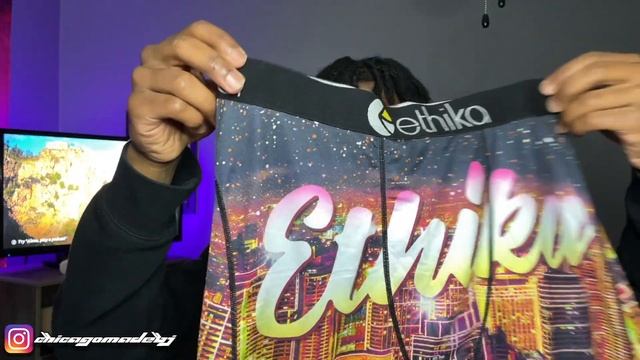 *BEST* CHRISTMAS GIFTS FOR BASKETBALL PLAYERS??! смотреть онлайн