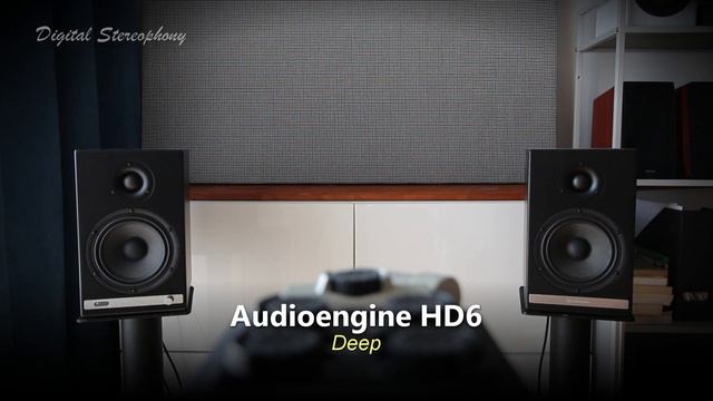 Audioengine HD6 vs JBL LSR305 || 5 Track Comparison смотреть онлайн