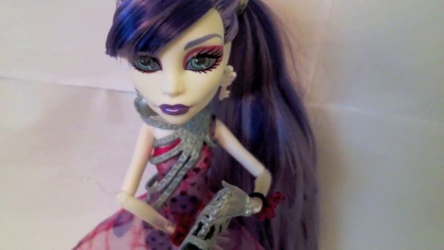 *Review* Dot Dead Gorgeous Spectra Monster High смотреть онлайн
