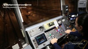 Метро Петербурга - вид из кабины машиниста