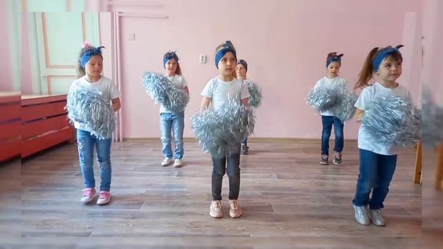 Детский танец " Вёсачка мая" Малая Родина . смотреть онлайн