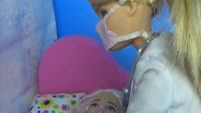 У МАШИ РОДИЛИСЬ ДВОЙНЯШКИ! Катя и Макс веселая семейка Маша куклы мультики новая серия смотреть онлайн