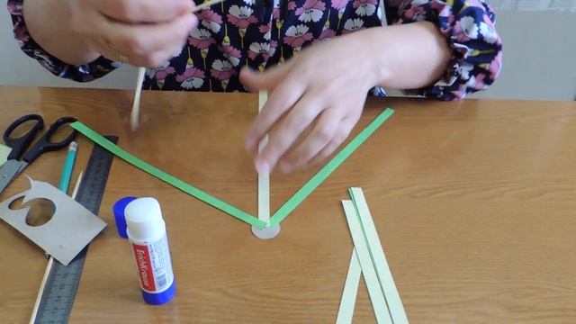 Яляева Л.Ю., объединение Мир конструирования. Антистресс-крутилка из бумаги смотреть онлайн