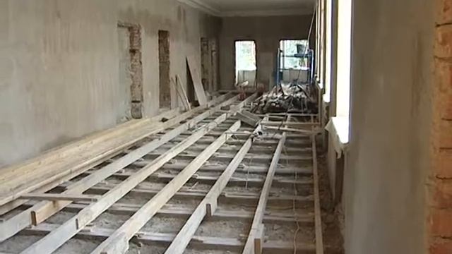 В Детской школе искусств №3 в микрорайоне Ферма идёт капитальный ремонт смотреть онлайн