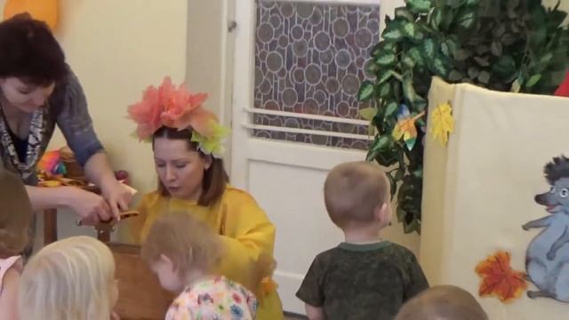 Осенний утренник 1 ясельной группы МДОУ "ЦРР-д/с № 134 "Нотка" смотреть онлайн