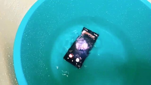 тест на воду Samsung Galaxy S20fe