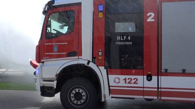 Neues HLF 4 Freiwillige Feuerwehr Neunkirchen смотреть онлайн