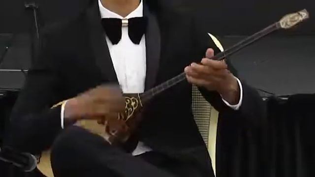 Ведущий Даниэль Джеймс смотреть онлайн