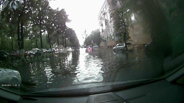 Ярославль, после дождя, Центр города смотреть онлайн