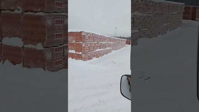 Кирпичный завод ЛСР в Никольском.