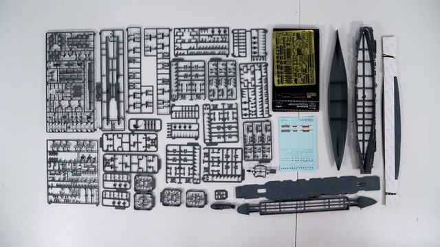 Сборная модель HMS Illustrious 1940. Масштаб 1:700. Распаковка смотреть онлайн