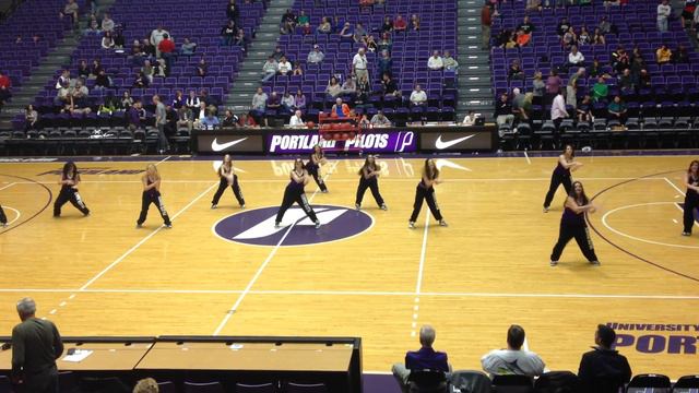 Pilot Dance Team Halftime vs Concordia-Irvine (Exhibition) - 10/26/13 смотреть онлайн