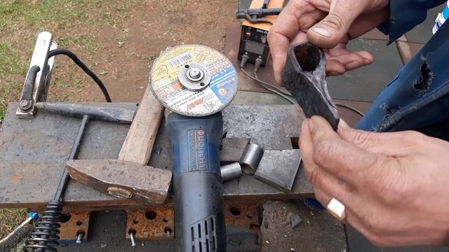 Ковка сувенирного топорика смотреть онлайн