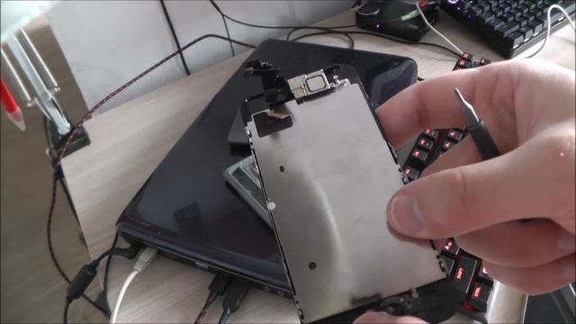 Как новичку поменять экран на iPhone на примере iPhone 5s ? смотреть онлайн