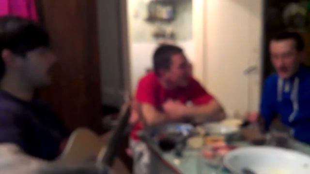 Спели под гитару Покоя нам нет (туристическая песня) смотреть онлайн