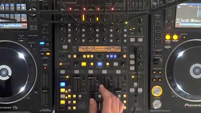 learning the behringer ddm4000 sampler смотреть онлайн