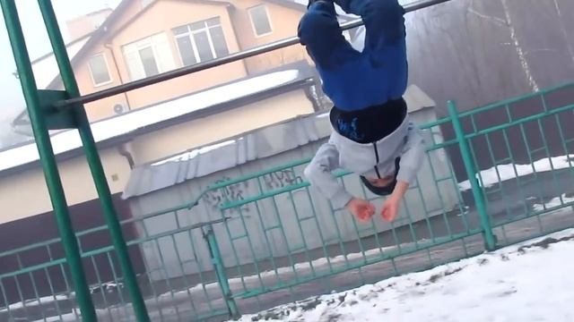 СИЛЬНЫЕ ПОДРОСТКИ От 8 До 13 Лет Подтягиваются Больше ТЕБЯ На Турнике (ЭТО 100%) Будущее ВОРКАУТА ★