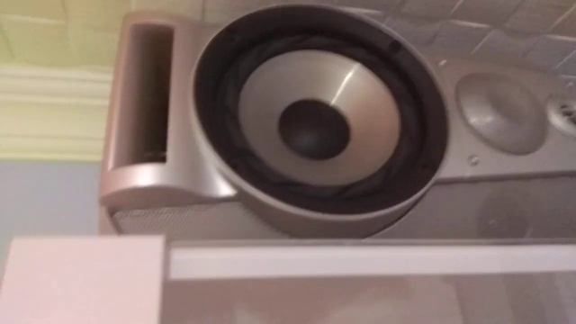 Sony MHC V5550 смотреть онлайн