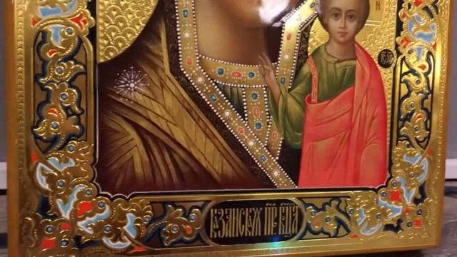 Рукописная Казанская икона с резьбой и золочением смотреть онлайн