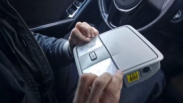 Замена штатного света в салоне и резиновые коврики в салон KIA