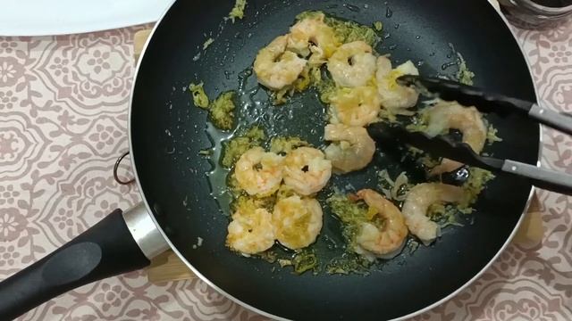 Тайский удон с креветками за 10 минут. Очень простой супер рецепт. смотреть онлайн