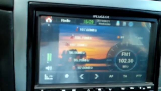Peugeot 307 2-din_umcys.AVI смотреть онлайн