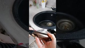 Как снять каменную мойку со столешницы приклеенную силиконом? Очень просто!!!! #мойка #снятьмойку