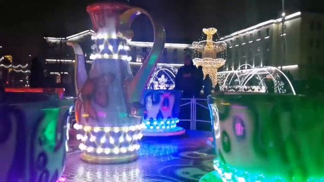 ОБЗОР ПЛОЩАДИ ЛЕНИНА БРЕСТ БЕЛАРУСЬ /НОВИНКИ/ЖИВЫЕ АНГЕЛЫ /КАК Я КАТАЮСЬ НА ДЕТСКИХ КАРУСЕЛЯХ #брес