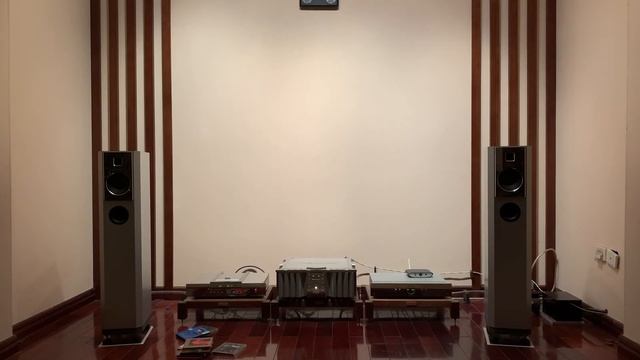 Cd Player Burmester 001 - Amp Burmester 032 - Loa Burmester 995mk3