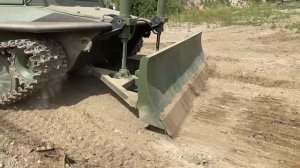 МТЛБ с отвалом (ТГ126-04) (ИЗГТ)