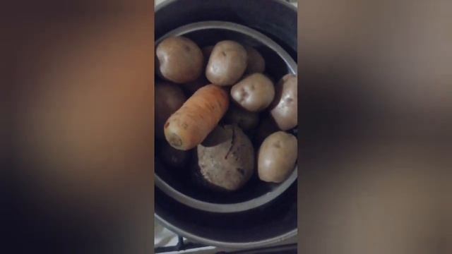 МУНДИРА НЕ РАЗВАРИТСЯ ЛУТШЫЙ СПОСОБ ДЛЯ САЛАТОВ смотреть онлайн