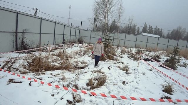 Нашли, чем заняться на УЧАСТКЕ ОСЕНЬЮ, когда СТРОЙКА ДОМА ПО ПЛАНУ только весной. Землевладельцы202 смотреть онлайн