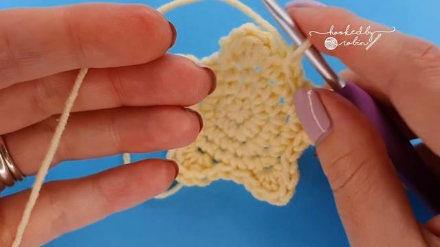 Crochet Amigurumi Star Keychain ⭐