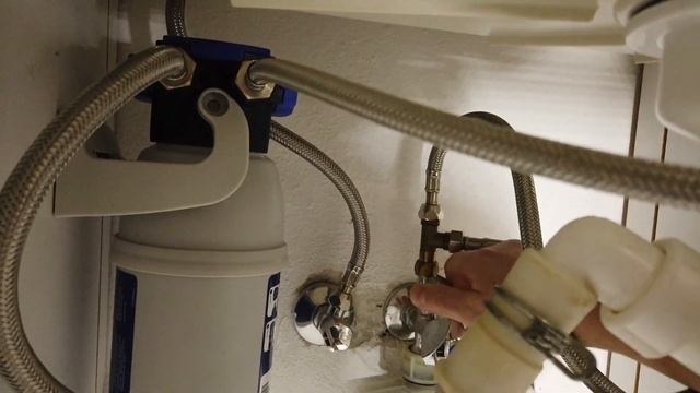 Кран Брита. Фильтр для воды. Обзор крана. Меняем фильтр Brita P1000.