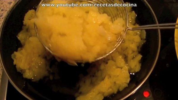 Tortilla de patatas - Receta de cocina española