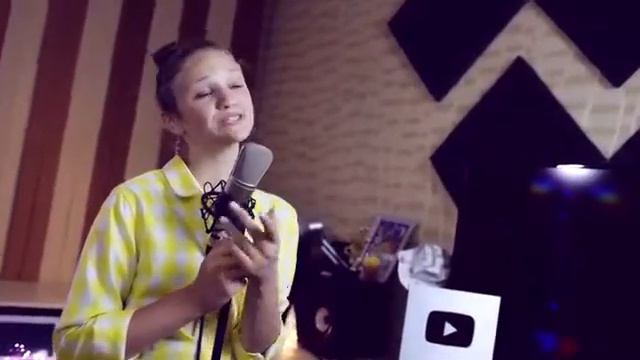 ПЕРЕТАНЦУЙ МЕНЯ     Ксения Левчик    кавер Артур Пирожков